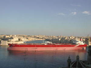 Photos du port et de la citadelle de la Valette,  la capitale de Malte. 